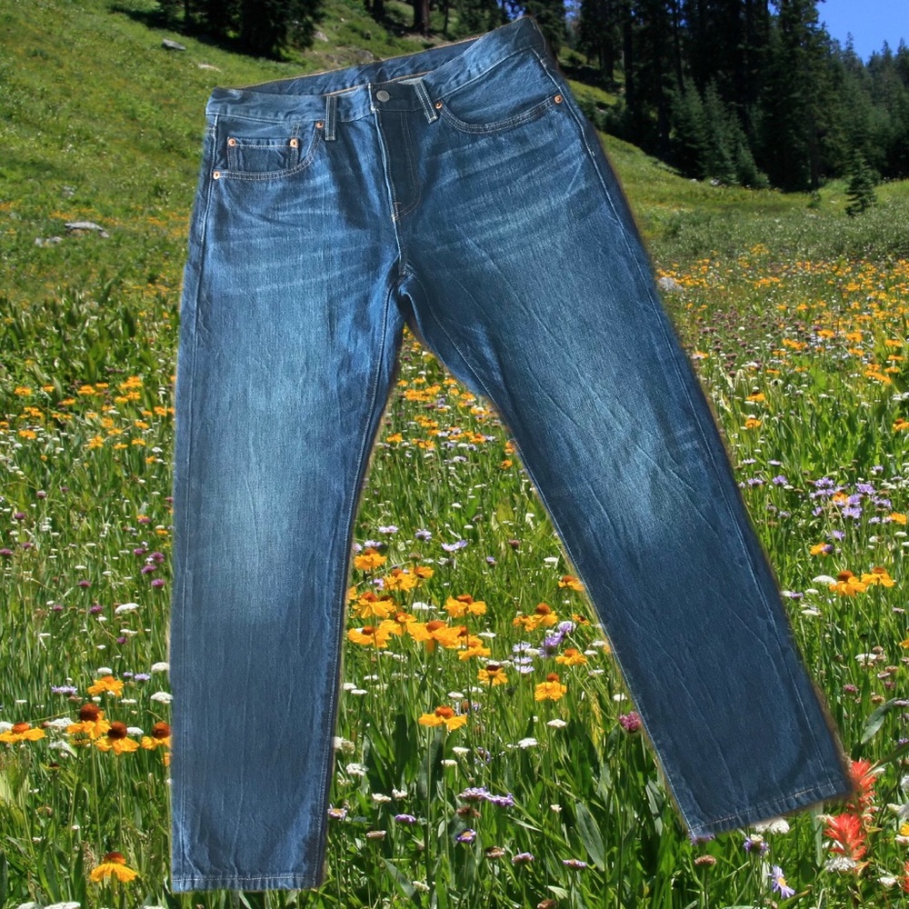 NWOT Women’s Levi’s 501 Tapered Jeans